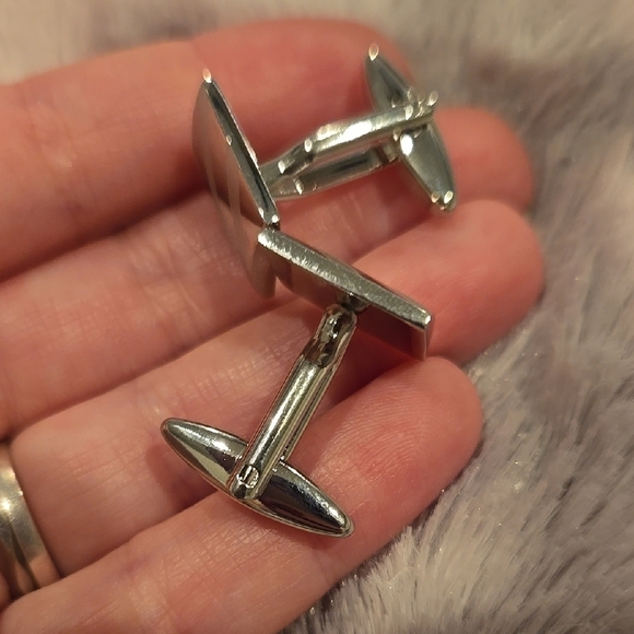 Stainless Steel Matte & Shiny Silver Cufflinks with Diagonal Stripes Brand New - Picture 6 of 6